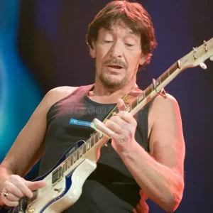 On The Beach (Tablature)